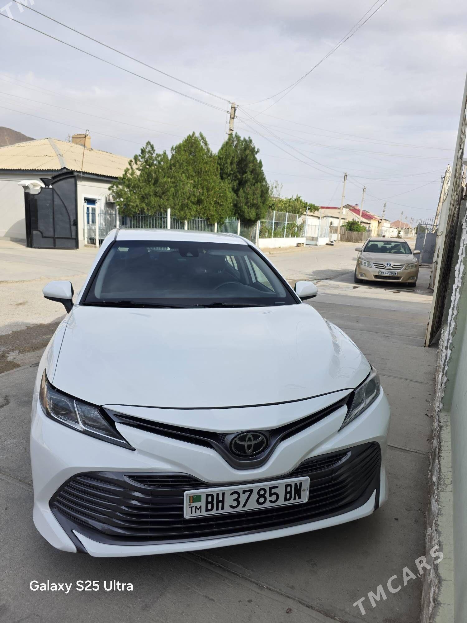 Toyota Camry 2020 - 310 000 TMT - Balkanabat - img 2