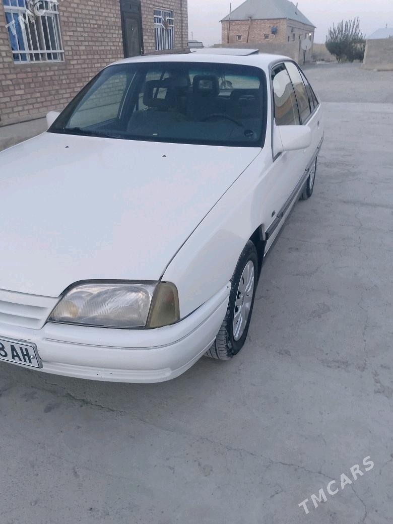 Opel Omega 1988 - 28 000 TMT - Бахарден - img 5