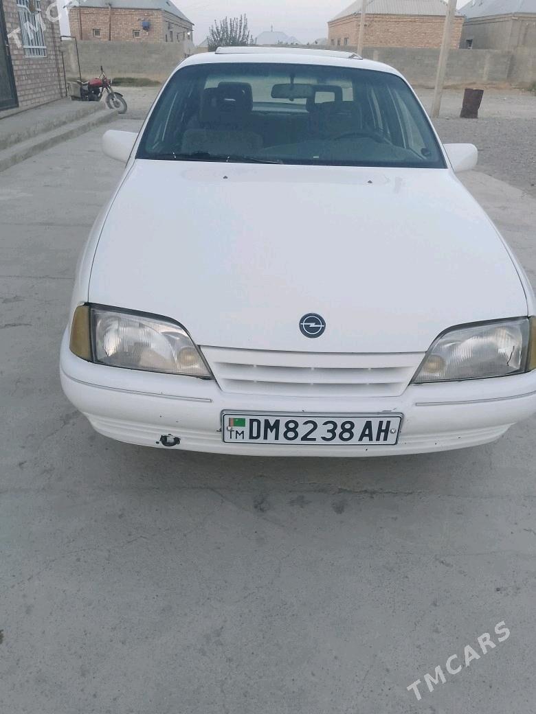 Opel Omega 1988 - 28 000 TMT - Бахарден - img 8