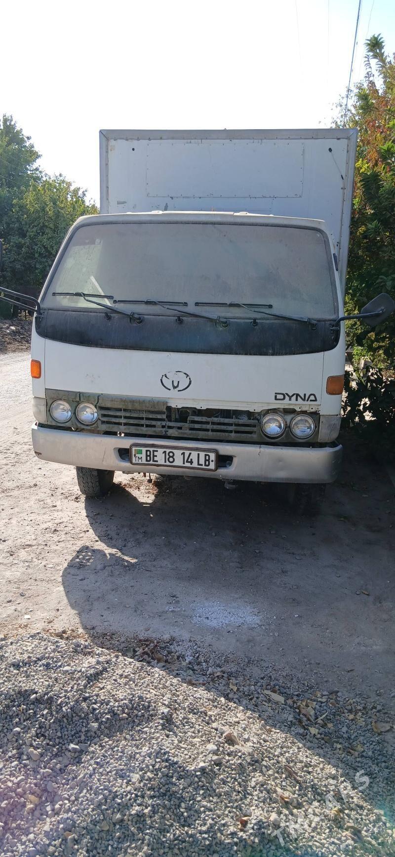 Toyota Dyna 1997 - 150 000 TMT - Саят - img 3