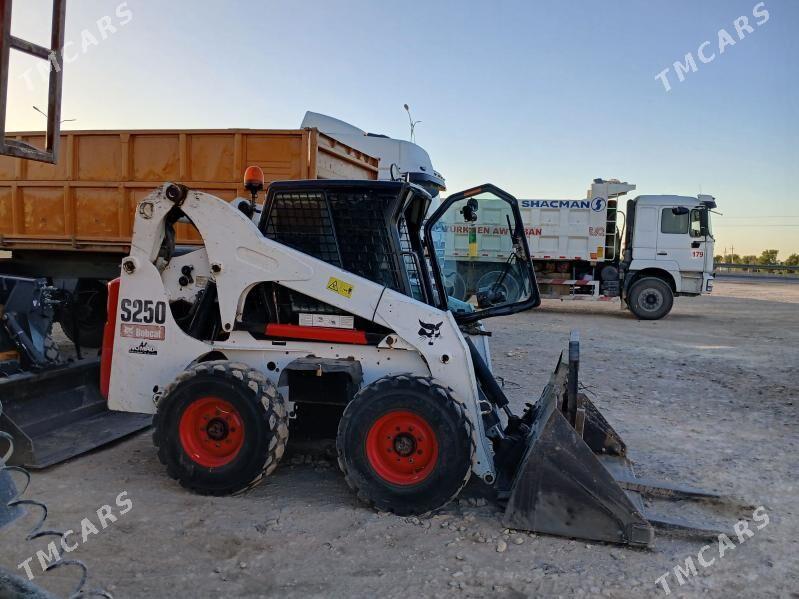 Bobcat S250 2008 - 200 000 TMT - Wekilbazar - img 3