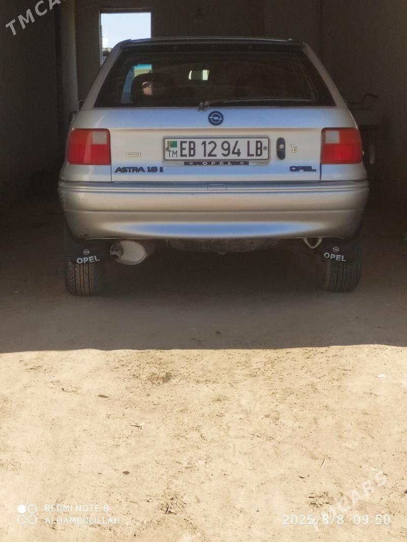Opel Astra 1992 - 41 000 TMT - Darganata - img 4
