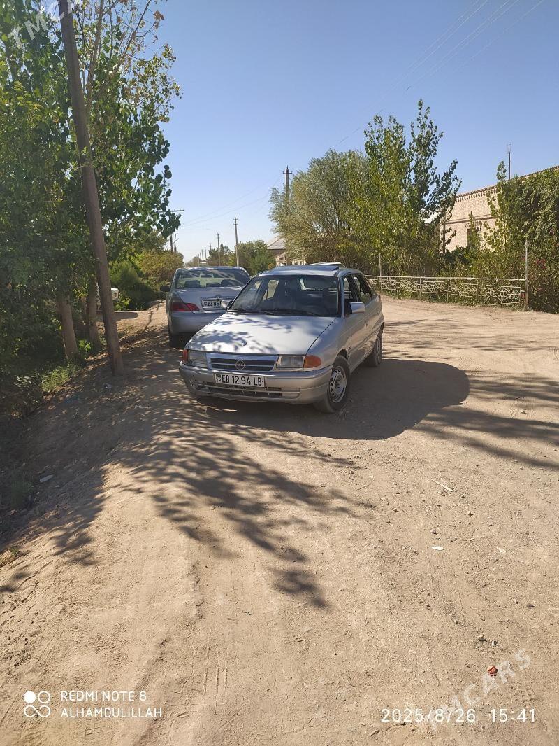 Opel Astra 1992 - 41 000 TMT - Darganata - img 6