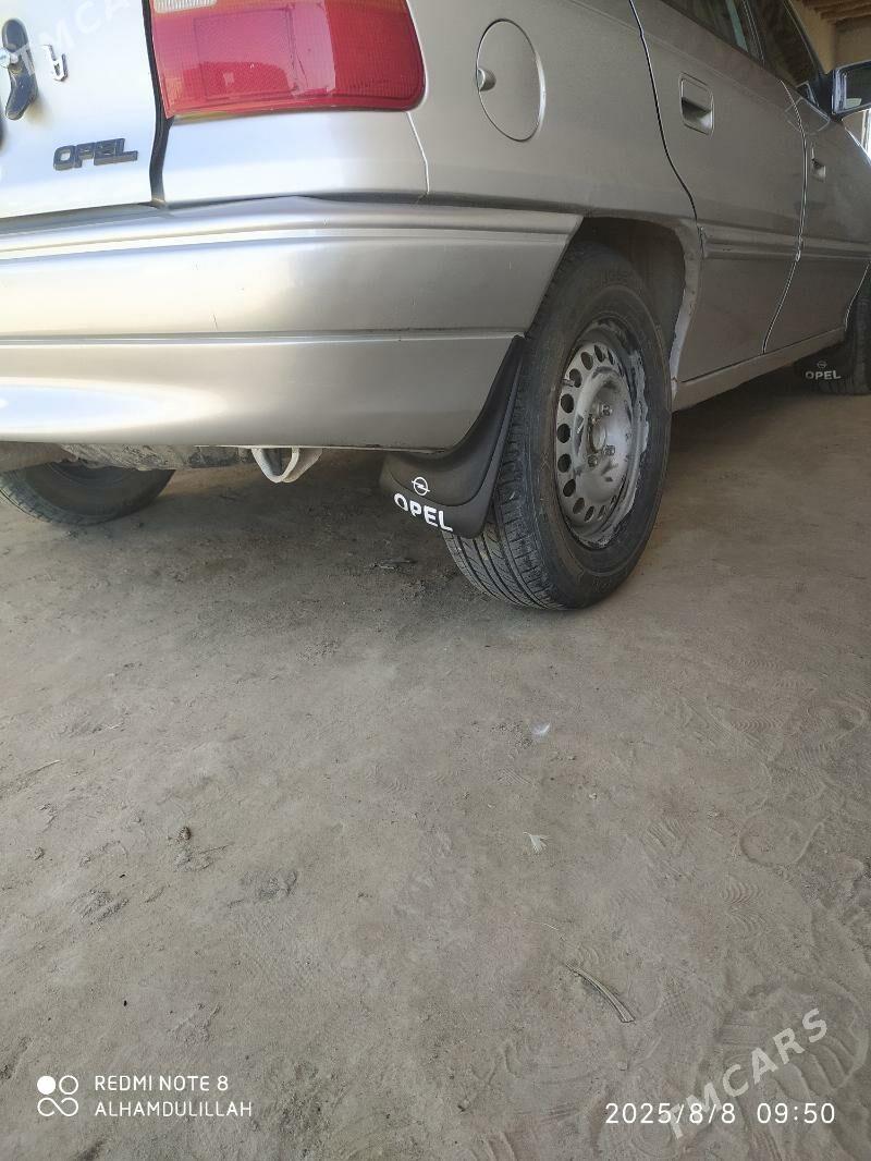 Opel Astra 1992 - 41 000 TMT - Darganata - img 3