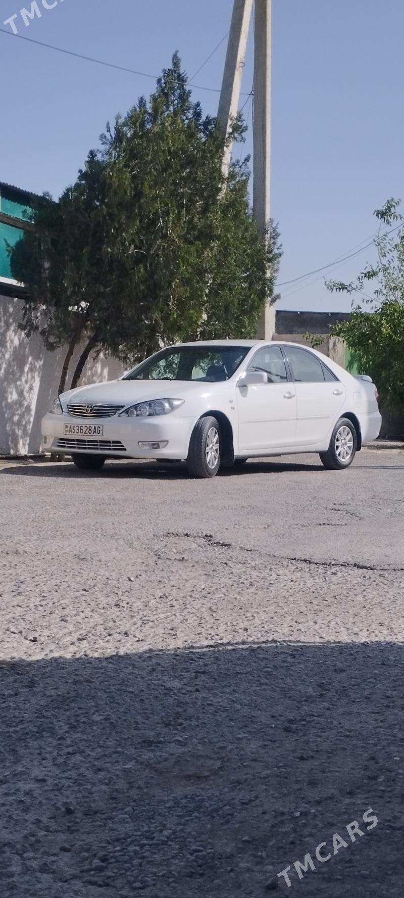 Toyota Camry 2004 - 156 000 TMT - Ёлётен - img 7
