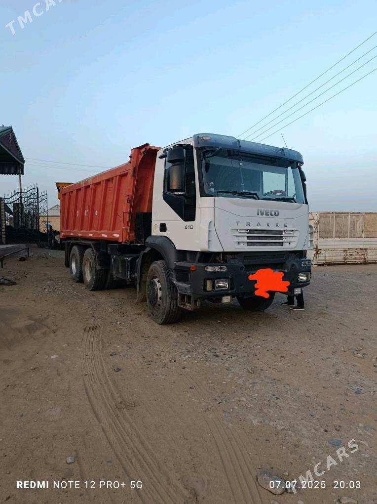 Iveco Trakker 2009 - 555 000 TMT - Дашогуз - img 2