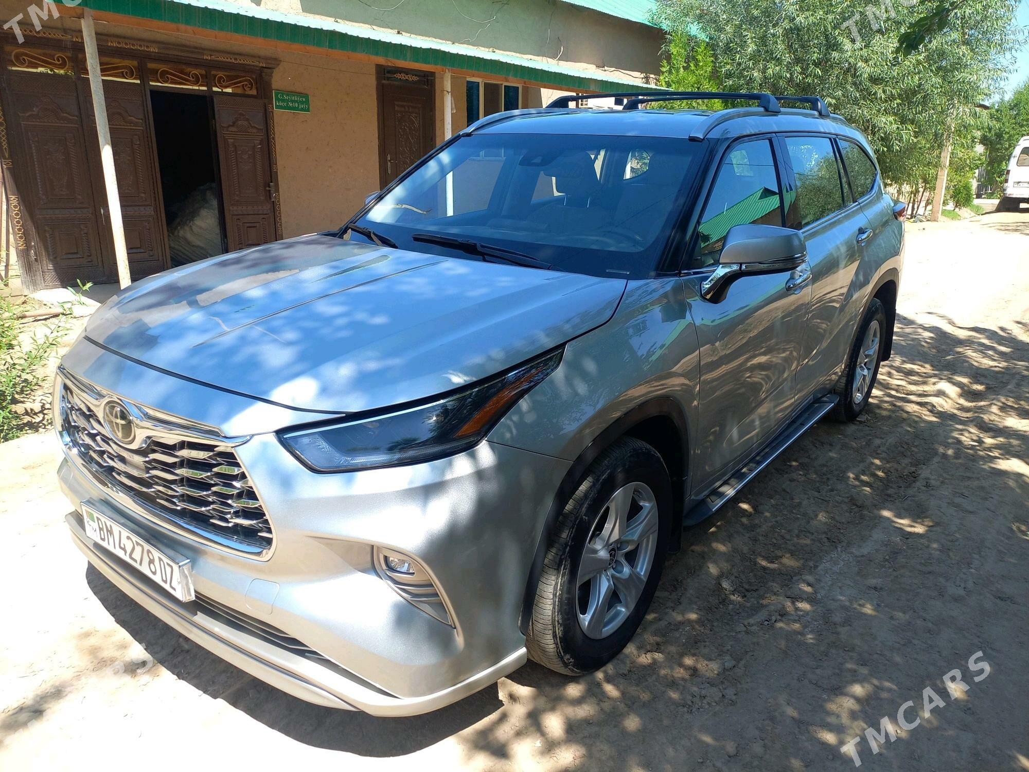 Toyota Highlander 2022 - 480 000 TMT - Türkmenbaşy etr. - img 2