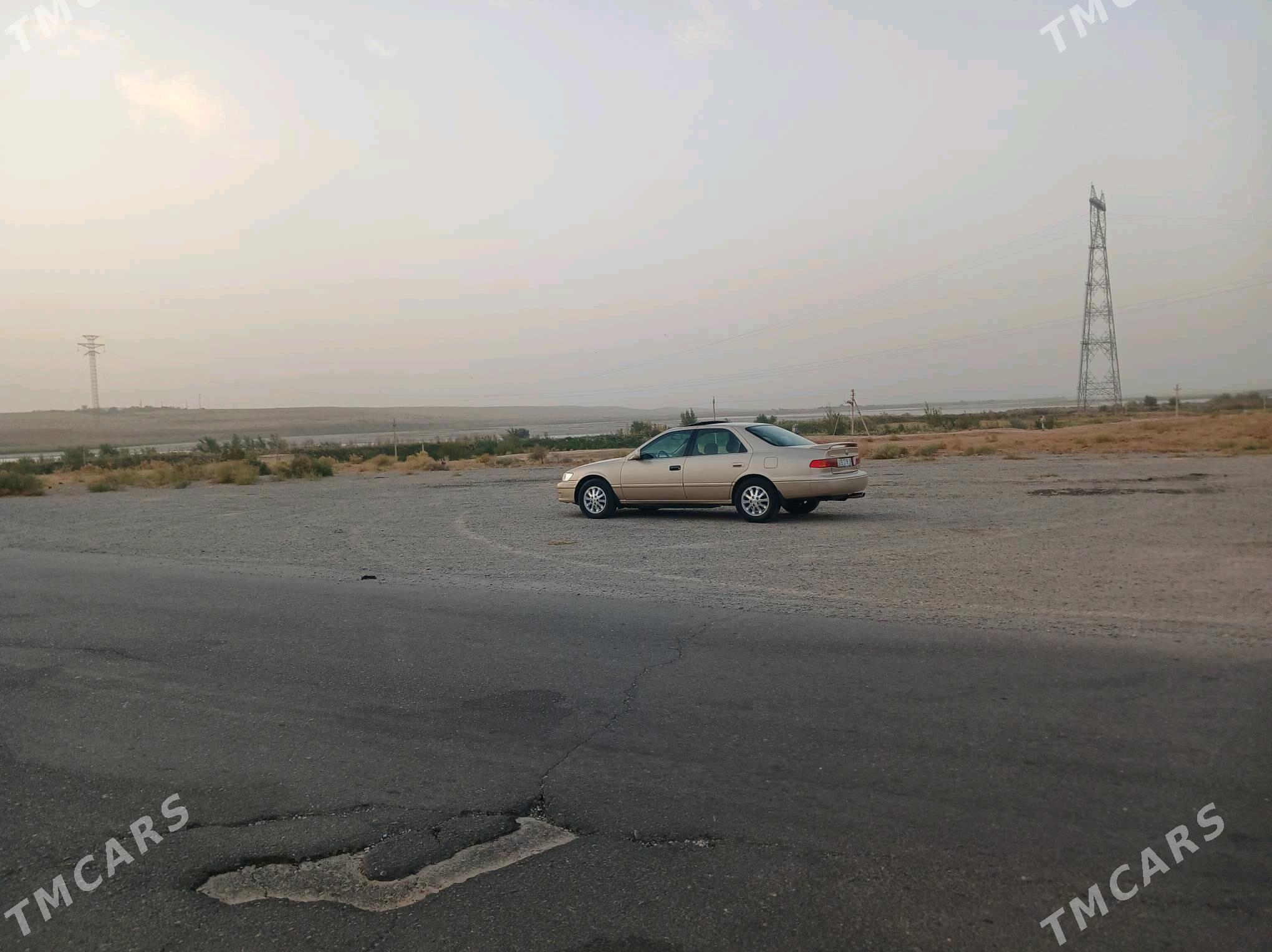 Toyota Camry 1998 - 170 000 TMT - Сейди - img 3