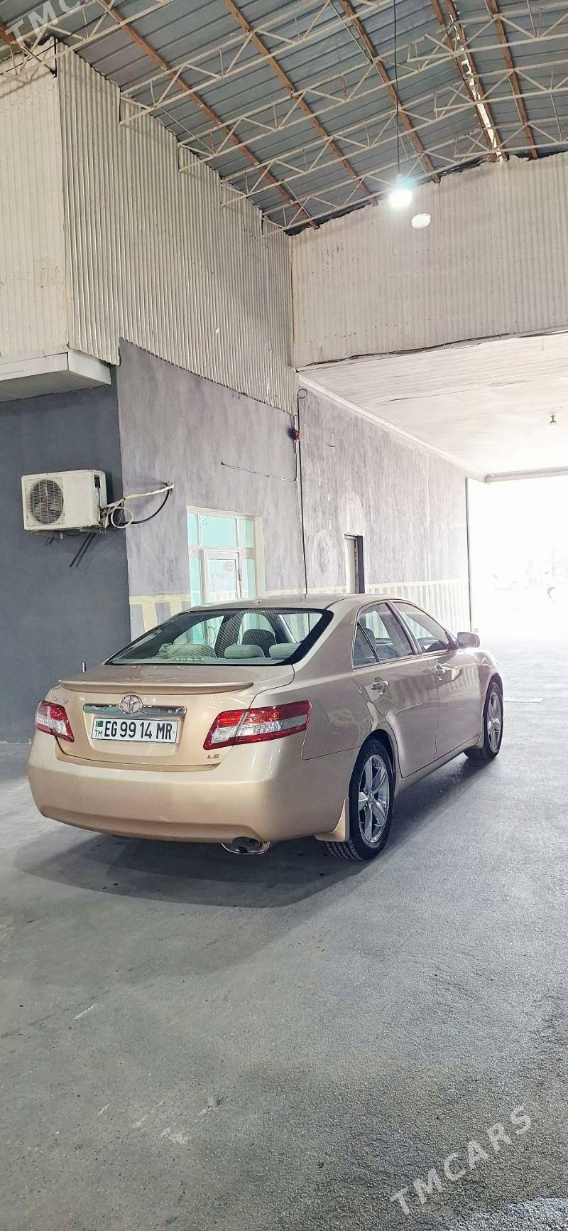 Toyota Camry 2010 - 180 000 TMT - Baýramaly - img 4
