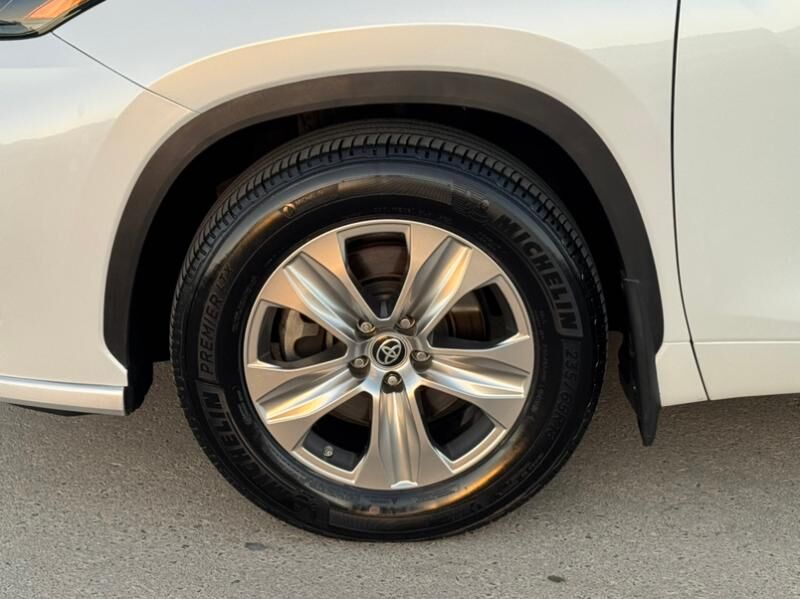 Toyota Highlander 2022 - 615 000 TMT - Aşgabat - img 8