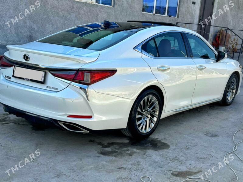 Lexus ES 350 2019 - 588 000 TMT - Magdanly - img 5