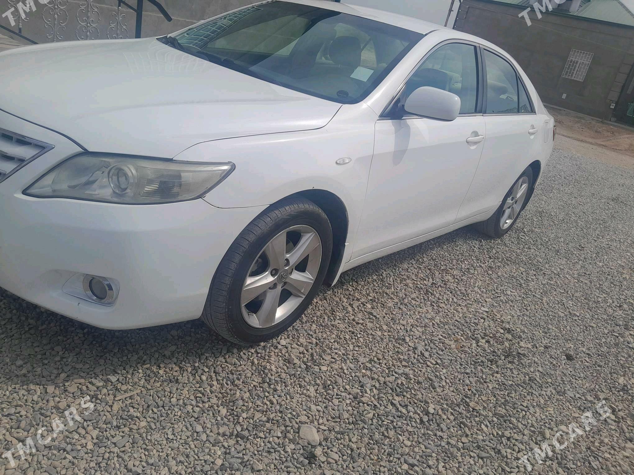 Toyota Camry 2011 - 130 000 TMT - Babadaýhan - img 4
