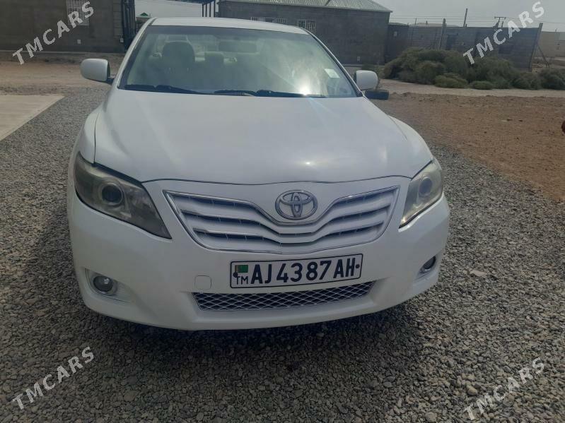 Toyota Camry 2011 - 130 000 TMT - Babadaýhan - img 3
