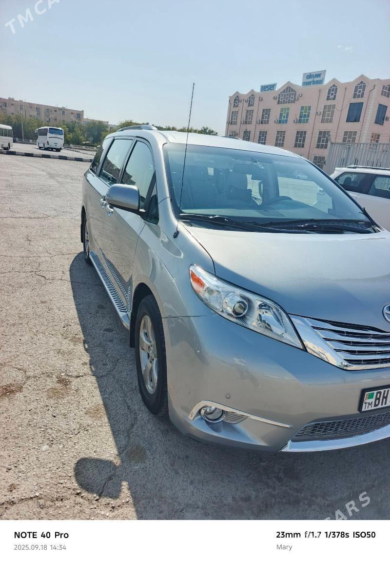 Toyota Sienna 2012 - 303 000 TMT - Тагтабазар - img 7