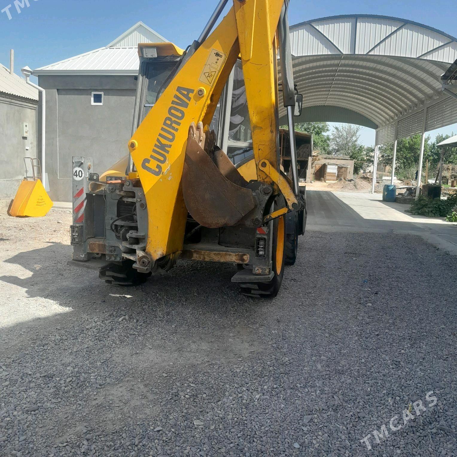 JCB 3CX Compact 2010 - 350 000 TMT - Мары - img 2