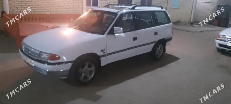 Opel Astra 1992 - 33 000 TMT - Мары - img 3