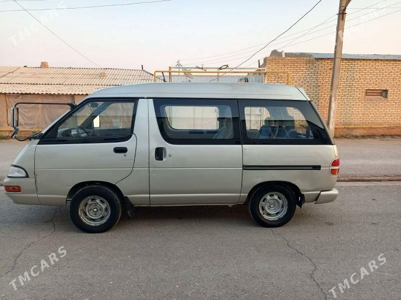 Toyota Town Ace 1996 - 38 000 TMT - Мургап - img 4