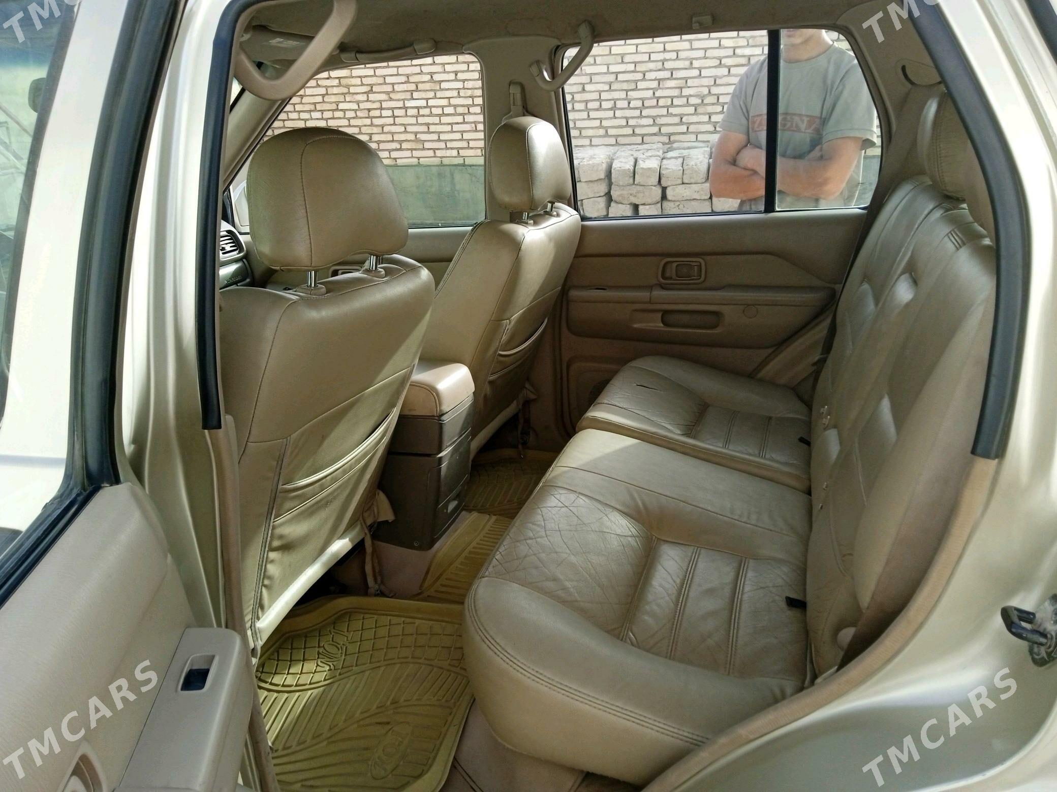 Nissan Pathfinder 2000 - 100 000 TMT - Kaka - img 7