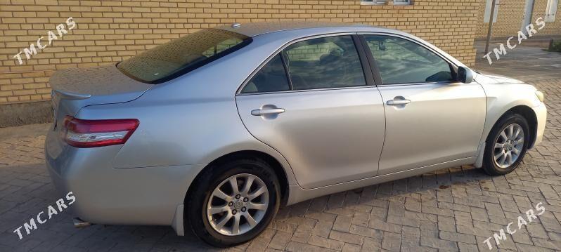Toyota Camry 2010 - 190 000 TMT - Байрамали - img 3