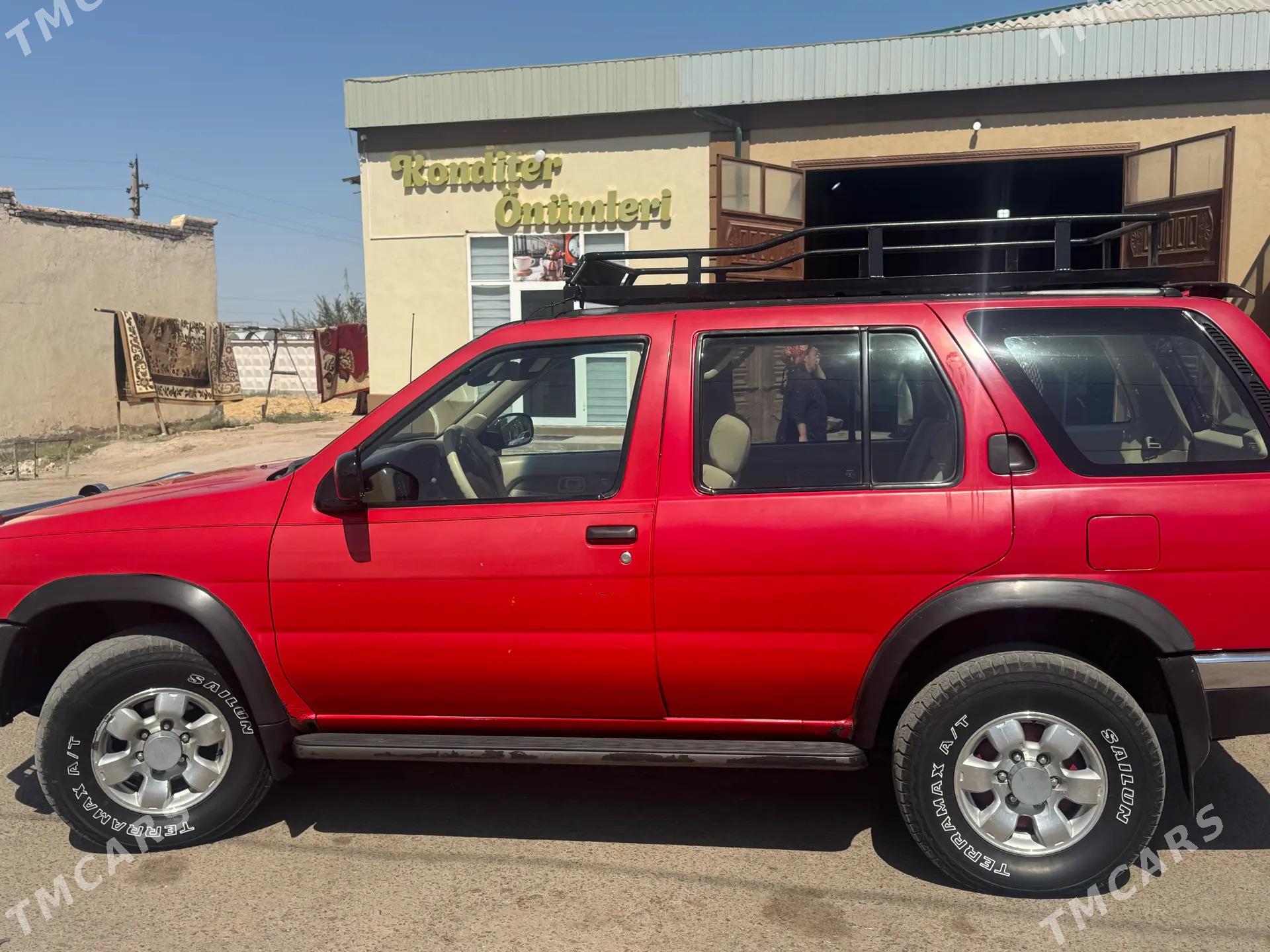 Nissan Pathfinder 1997 - 90 000 TMT - Гороглы (Тагта) - img 4