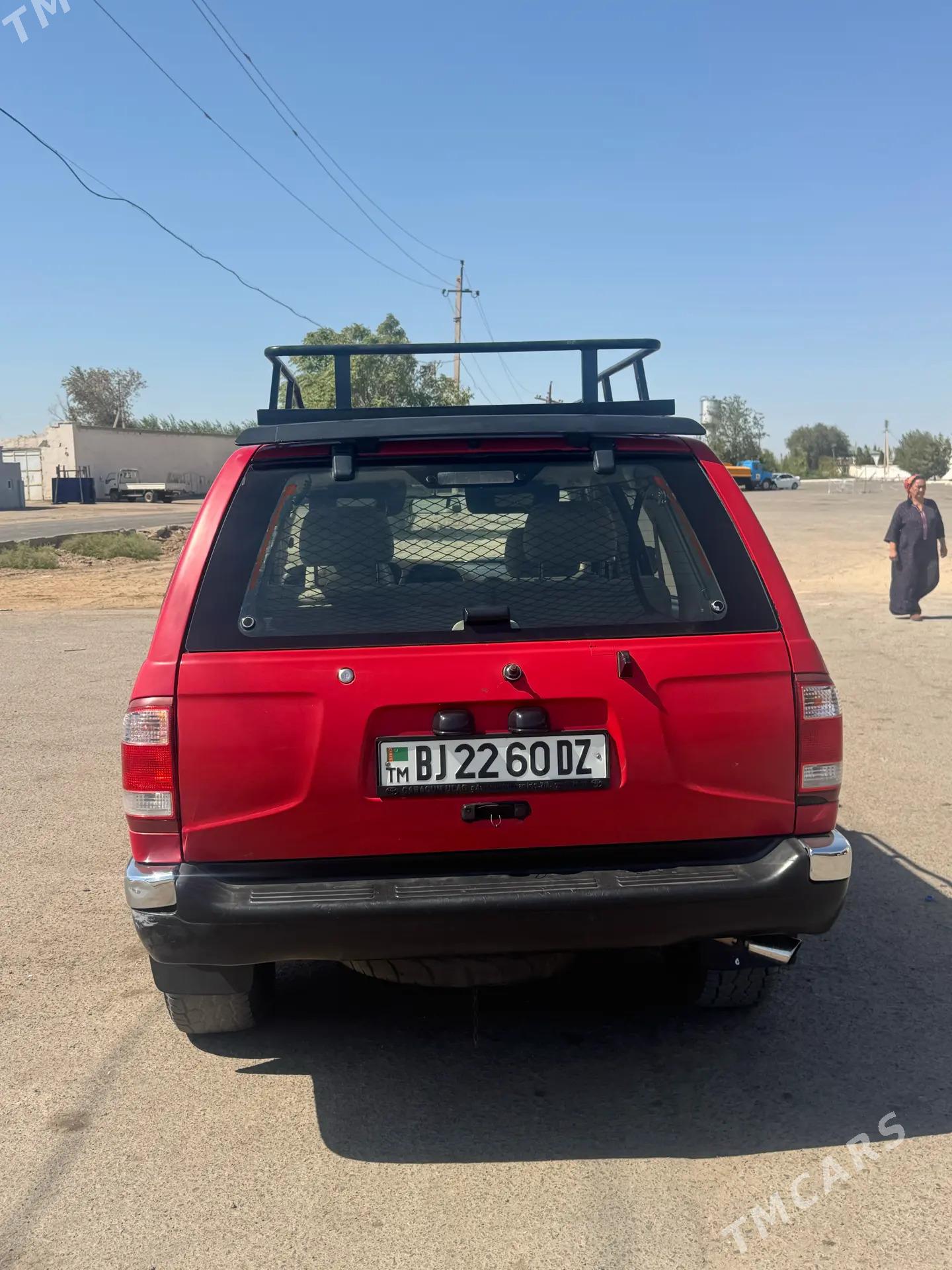 Nissan Pathfinder 1997 - 90 000 TMT - Гороглы (Тагта) - img 2