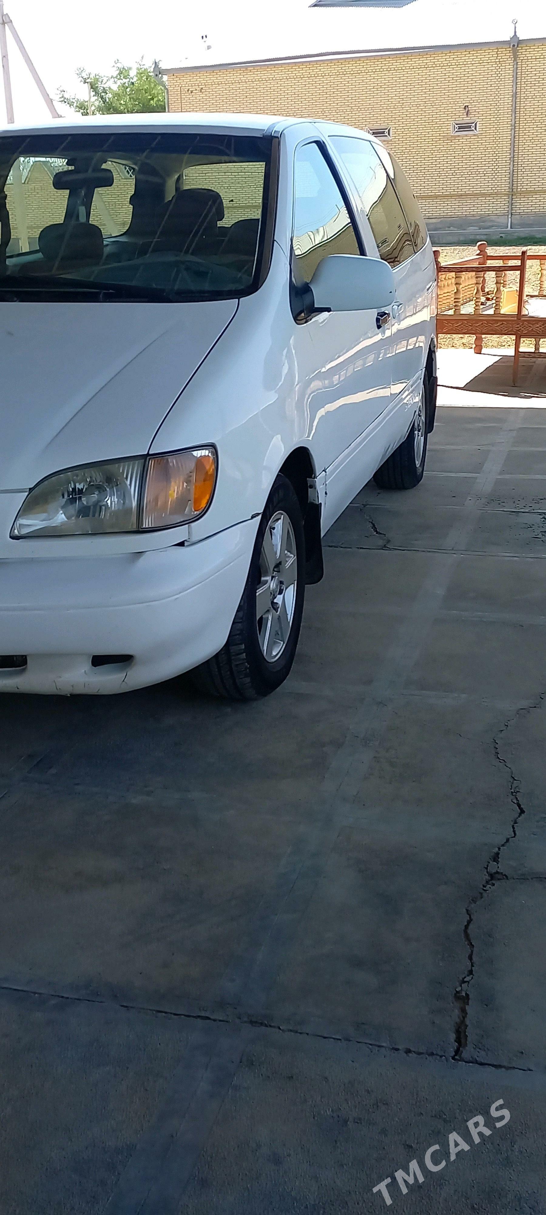 Toyota Sienna 2001 - 140 000 TMT - Wekilbazar - img 5