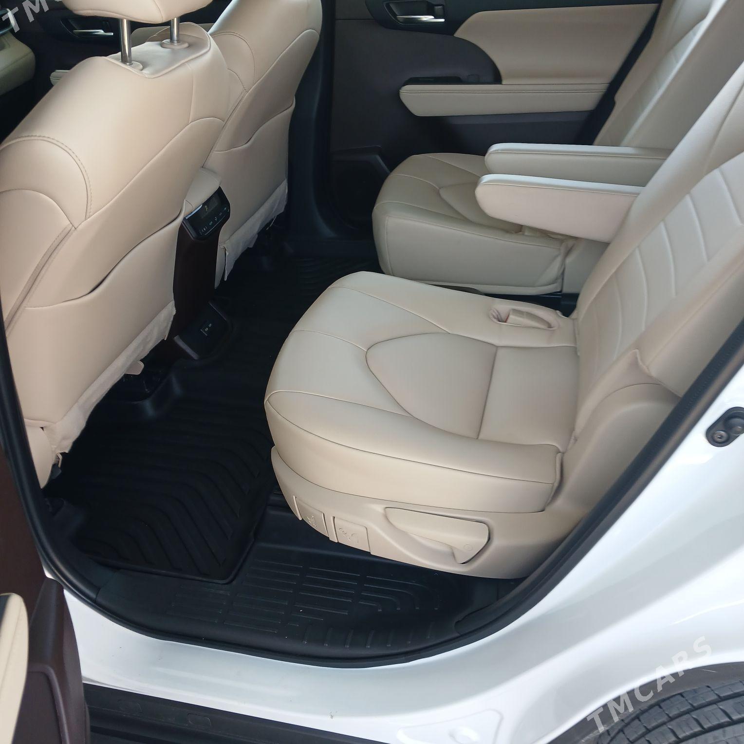 Toyota Highlander 2022 - 610 000 TMT - Daşoguz - img 1