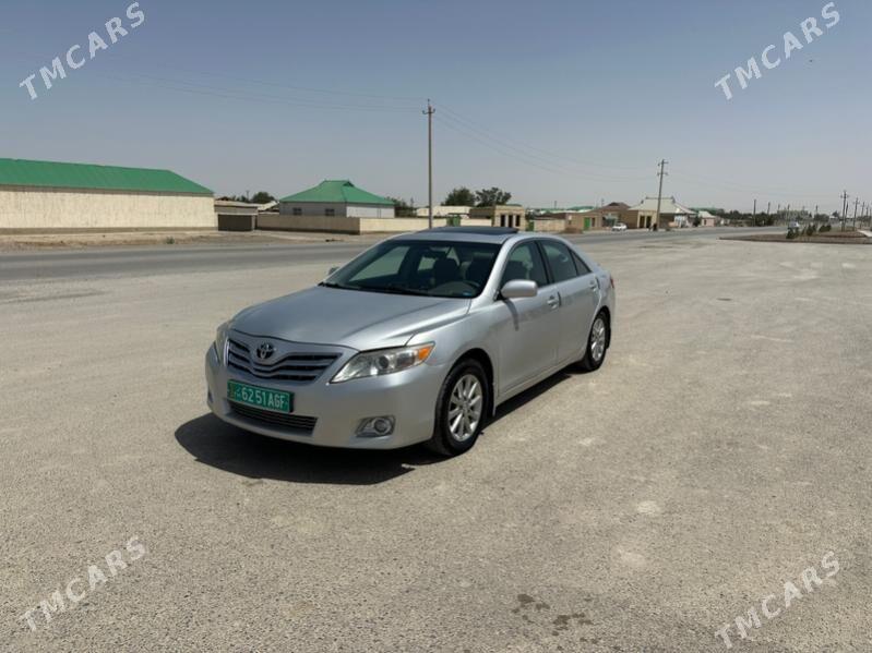 Toyota Camry 2010 - 235 000 TMT - Багир - img 3