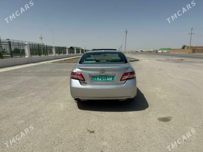 Toyota Camry 2010 - 235 000 TMT - Багир - img 7