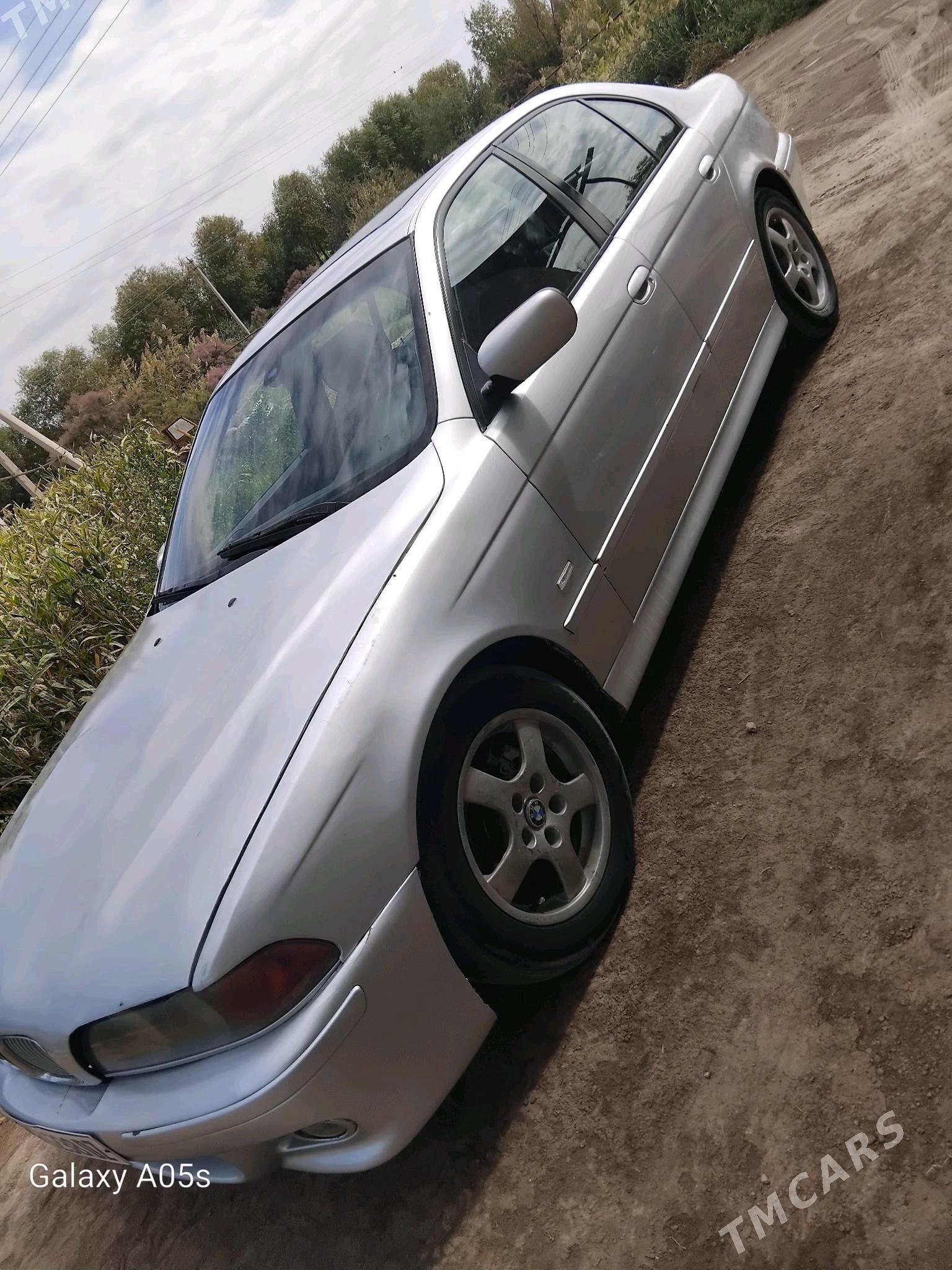 BMW E39 1998 - 70 000 TMT - Gurbansoltan Eje - img 3