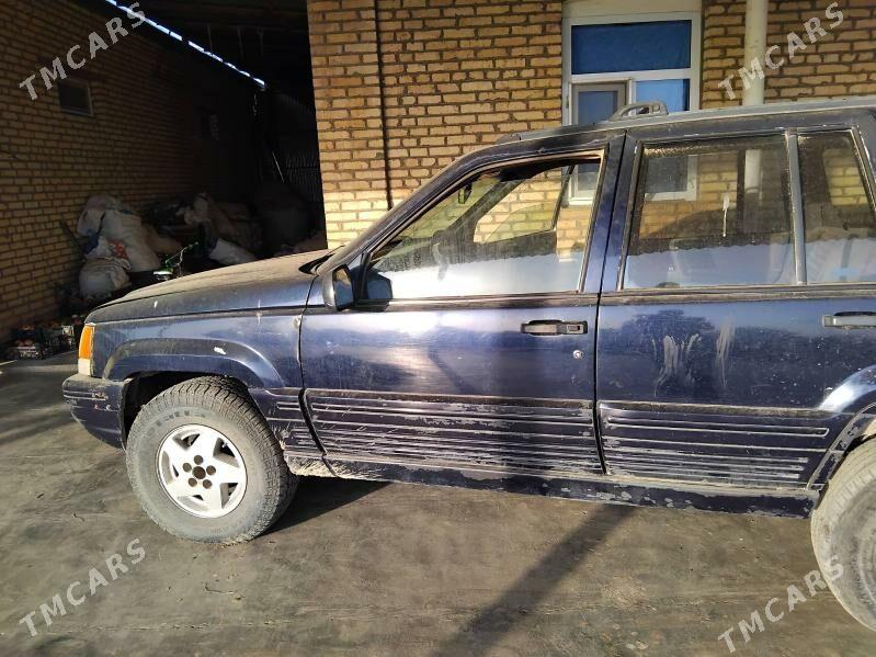 Jeep Grand Cherokee 1993 - 25 000 TMT - Sakarçäge - img 2
