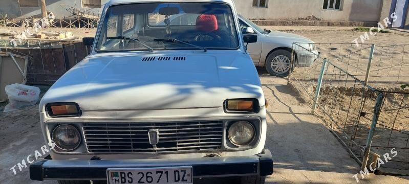 Lada Niva 1982 - 30 000 TMT - Кёнеургенч - img 4
