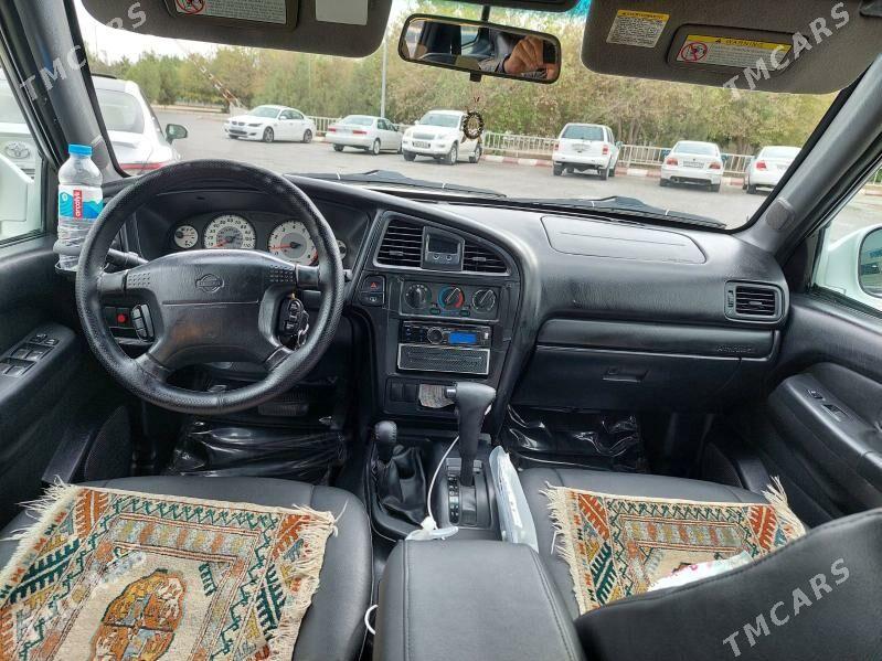 Nissan Pathfinder 2001 - 130 000 TMT - Гёкдепе - img 3