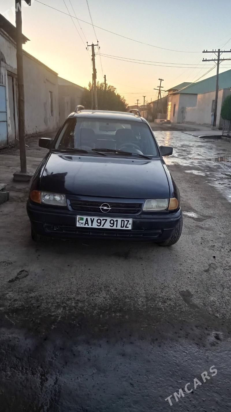 Opel Astra 1993 - 35 000 TMT - Дашогуз - img 6