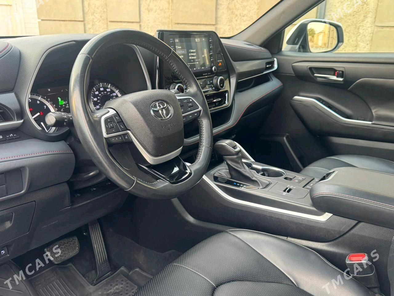 Toyota Highlander 2022 - 550 000 TMT - Балканабат - img 8