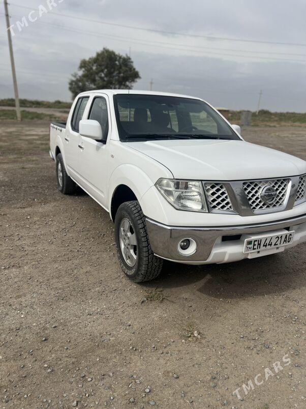 Nissan Navara 2010 - 180 000 TMT - Aşgabat - img 7