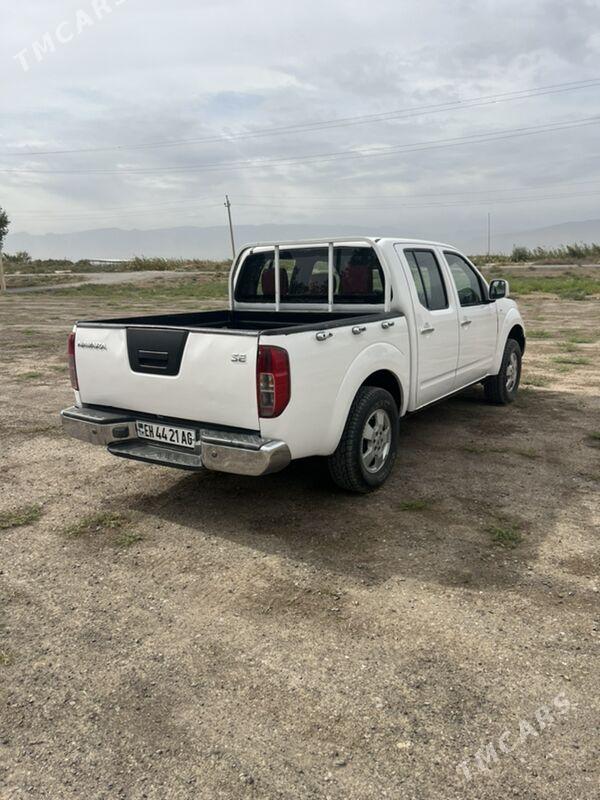 Nissan Navara 2010 - 180 000 TMT - Aşgabat - img 2