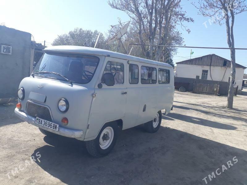 UAZ 2206 2000 - 65 000 TMT - Balkanabat - img 4