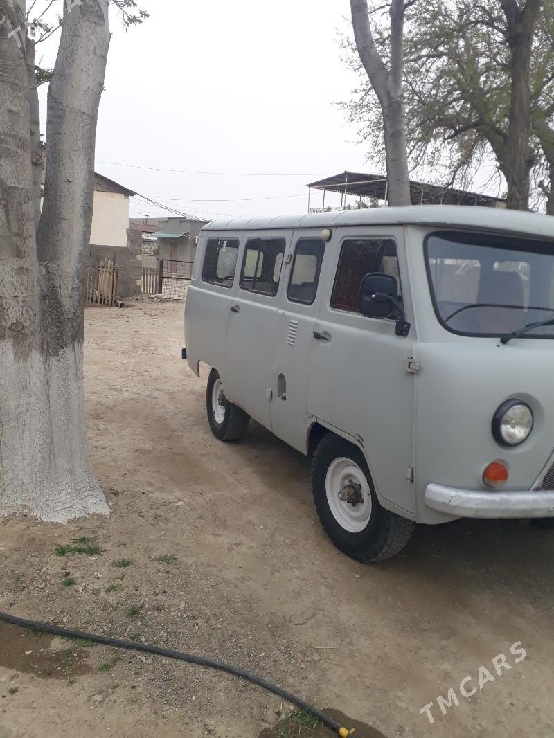 UAZ 2206 2000 - 65 000 TMT - Balkanabat - img 2