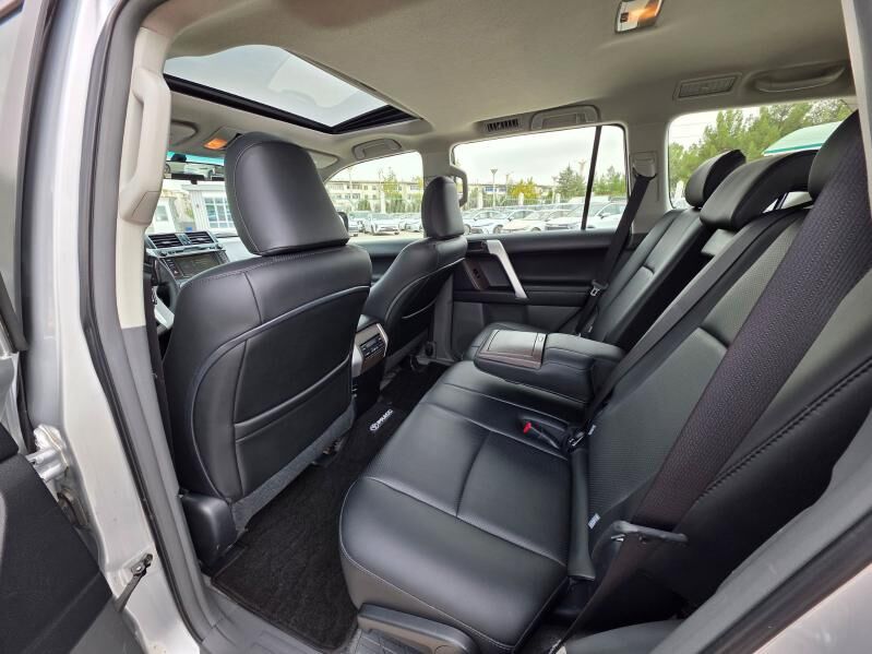 Toyota Land Cruiser Prado 2010 - 700 000 TMT - 11 mkr - img 8