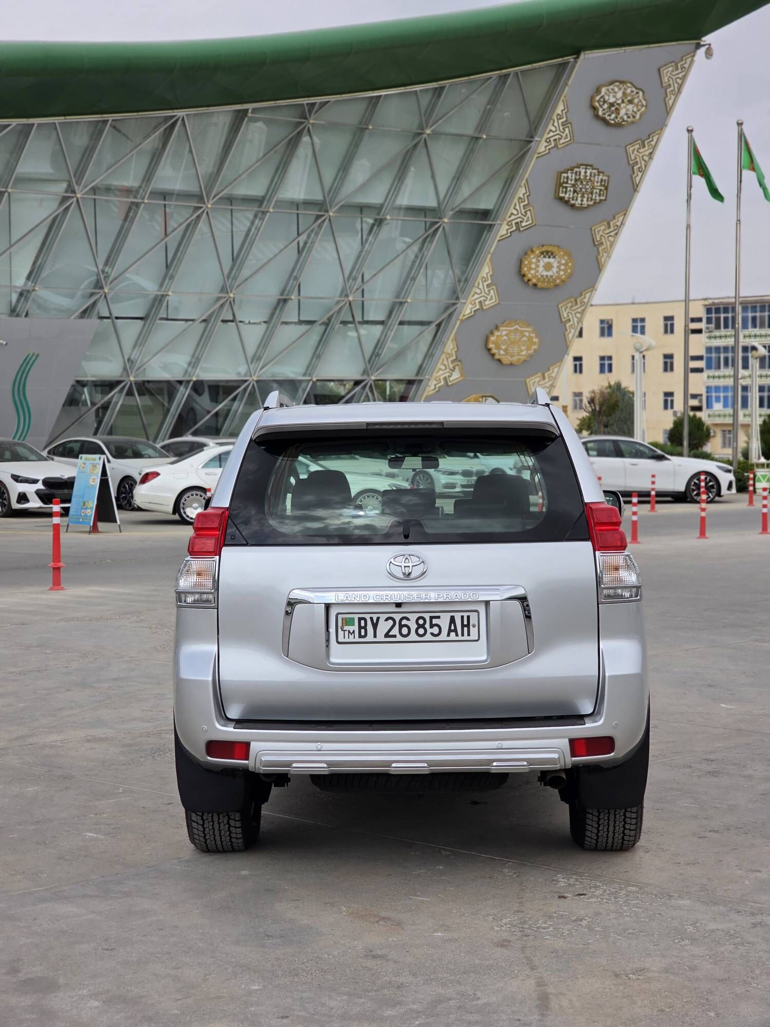 Toyota Land Cruiser Prado 2010 - 700 000 TMT - 11 mkr - img 4