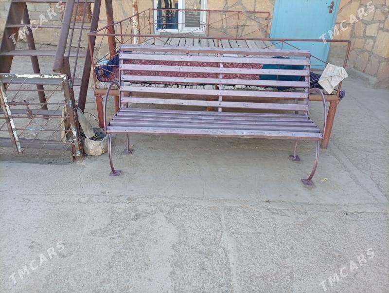 Стол - Гумдаг - img 5