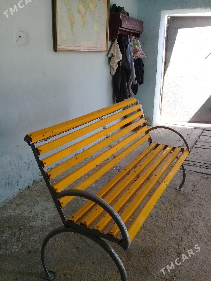 Стол - Гумдаг - img 2