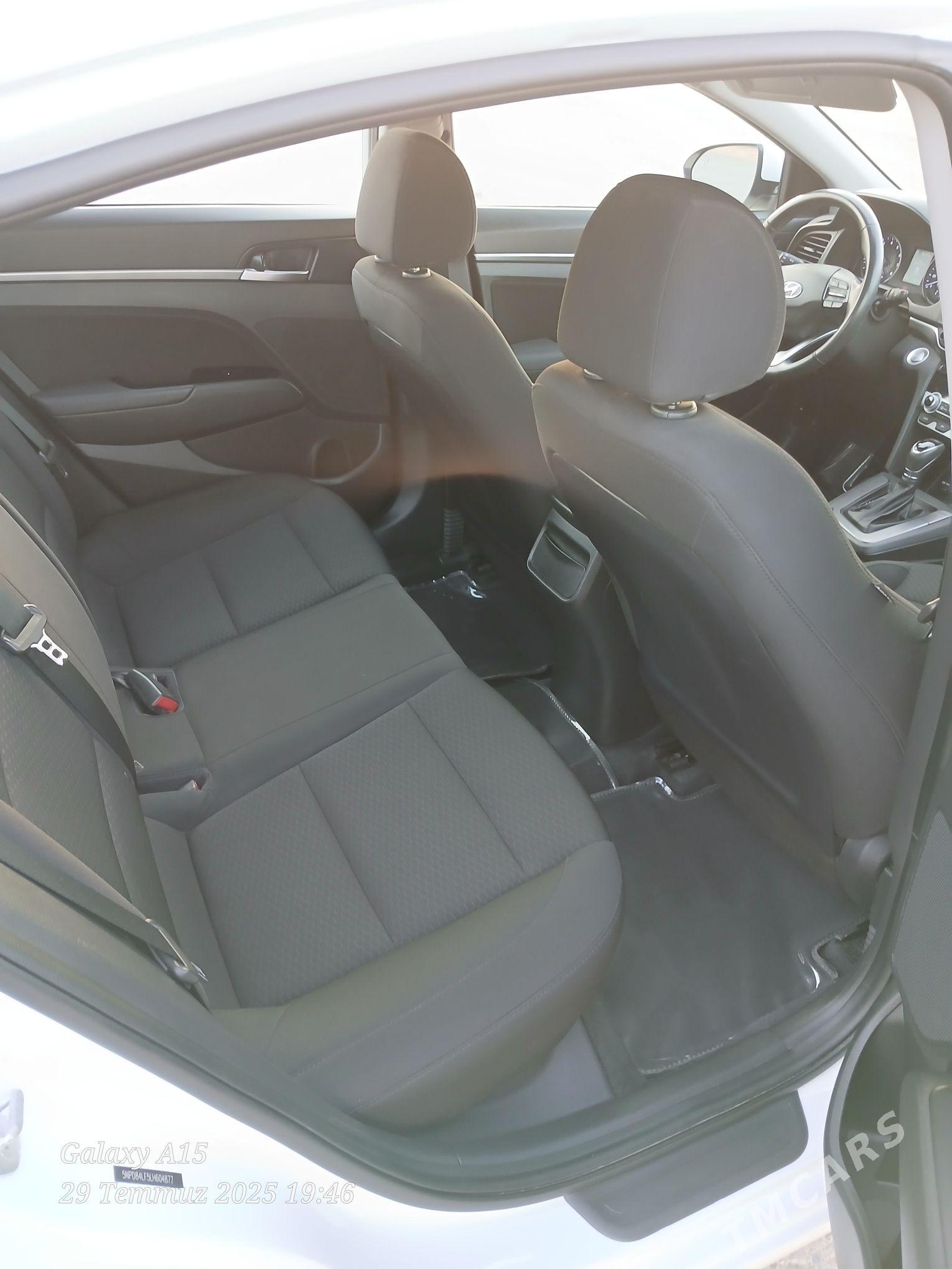 Hyundai Elantra 2020 - 242 000 TMT - Бузмеин ГРЭС - img 9