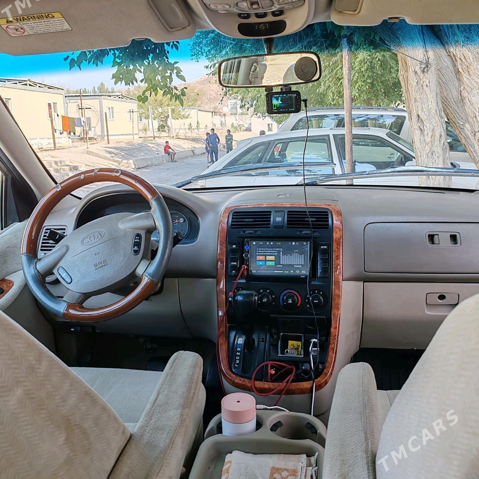 Kia Sedona 2004 - 90 000 TMT - Балканабат - img 2