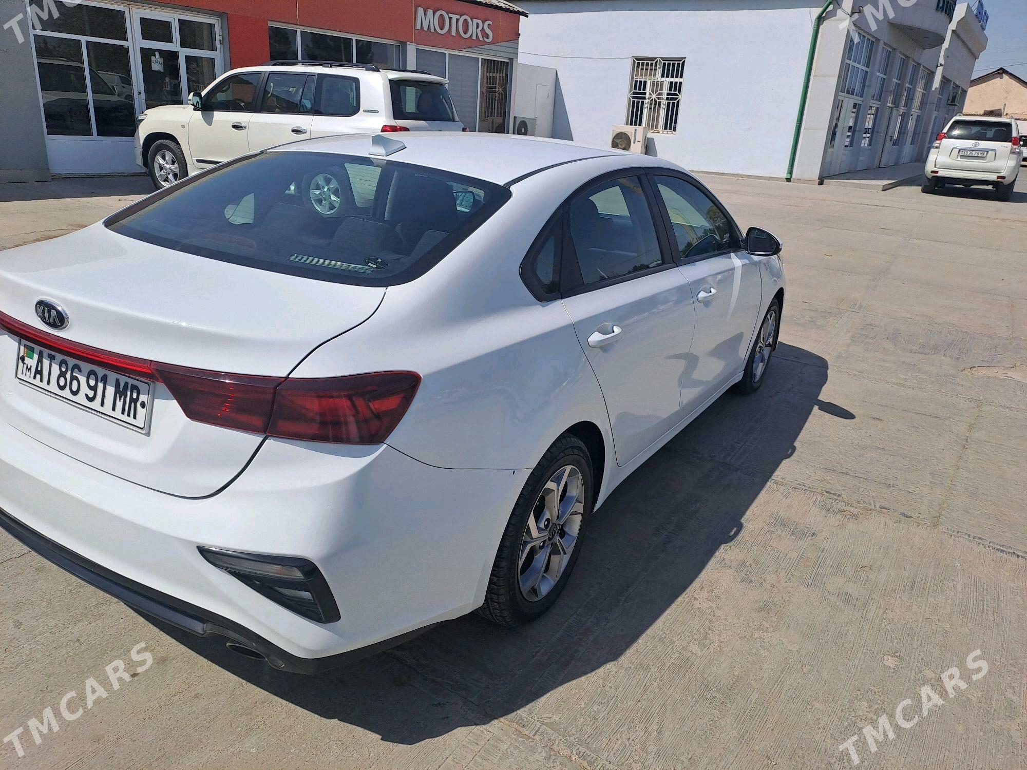 Kia Forte 2019 - 190 000 TMT - Мары - img 5
