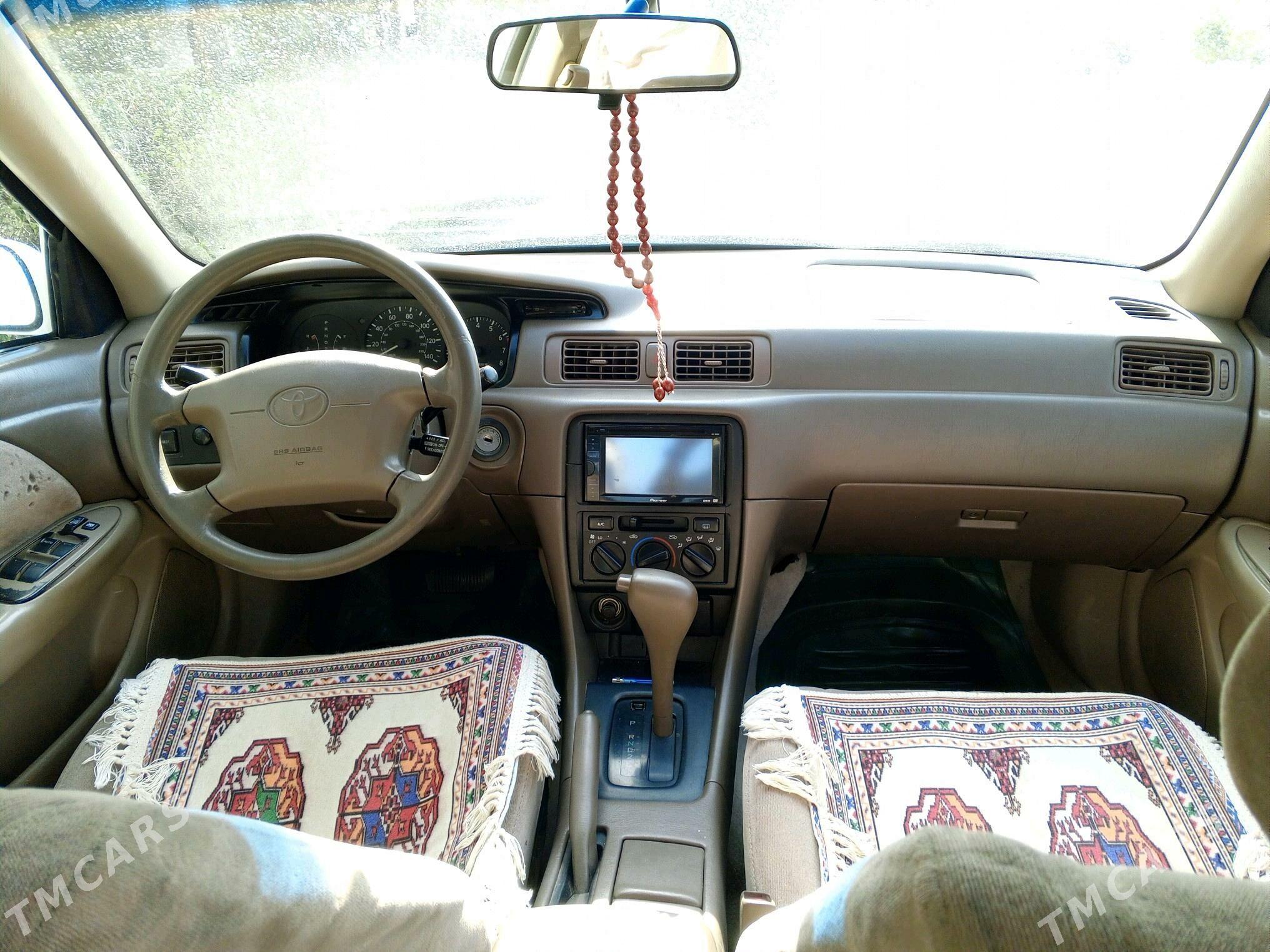 Toyota Camry 1998 - 140 000 TMT - Балканабат - img 6