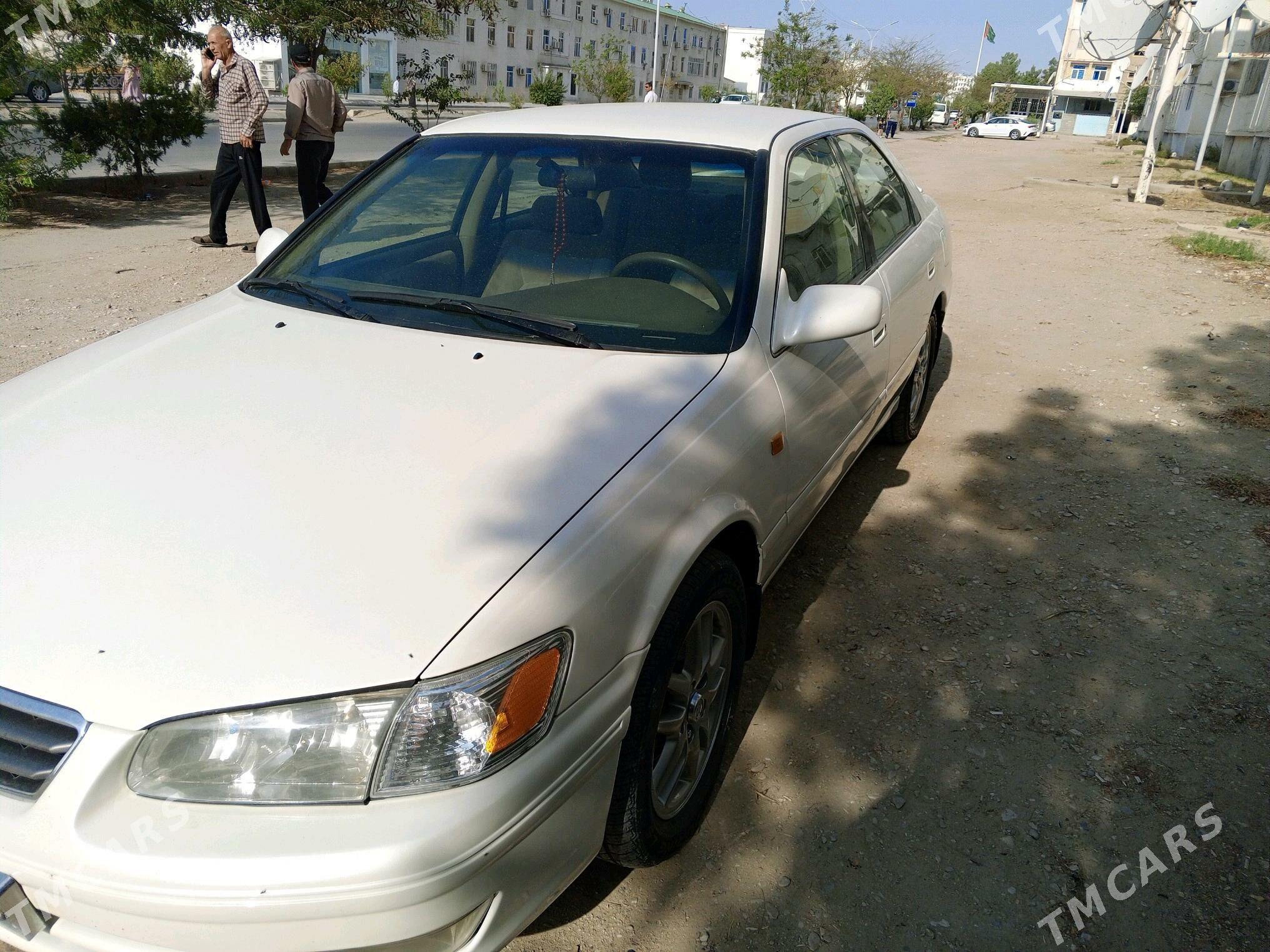 Toyota Camry 1998 - 140 000 TMT - Балканабат - img 5