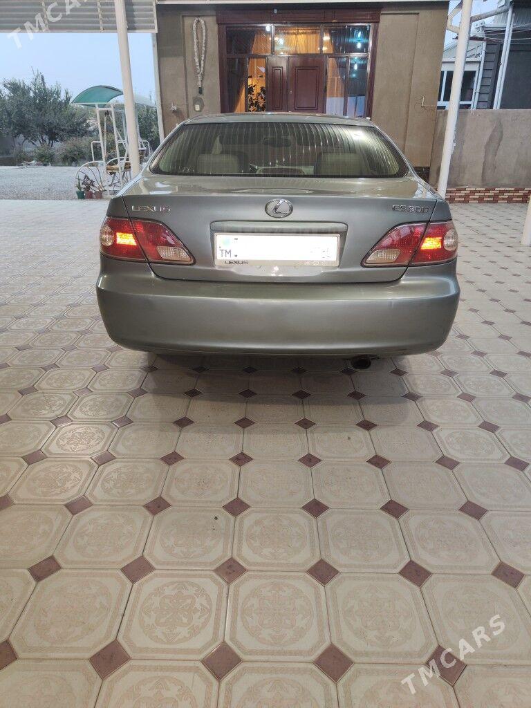 Lexus ES 300 2002 - 170 000 TMT - Мары - img 6