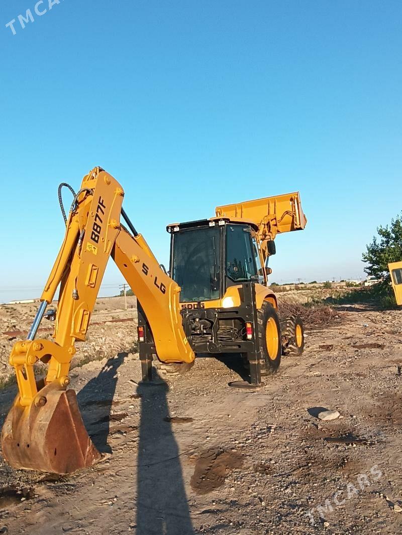 JCB 3CX Pothole Master 2019 - 600 000 TMT - Мары - img 1